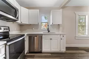 1922 23rd St S, Saint Petersburg, FL 33712 - Photo 11