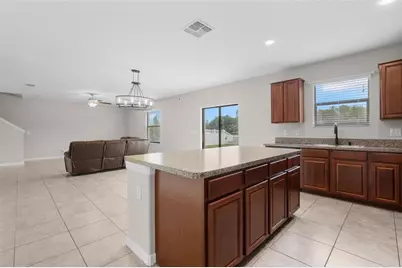 36101 Stable Wilk Avenue, Zephyrhills, FL 33541 - Photo 3