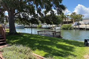 8728 Cobblestone Dr, Tampa, FL 33615 - Photo 9