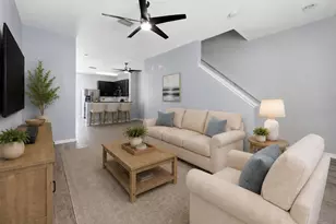 11513 Declaration Dr, Tampa, FL 33635 - Photo 9