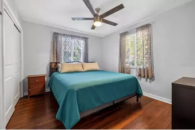 1213 55th Street S, Gulfport, FL 33707 - Photo 9