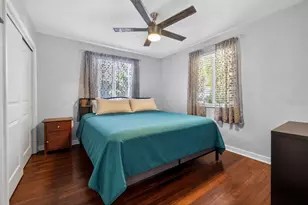 1213 55th St S, Gulfport, FL 33707 - Photo 9