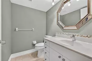 9050 Park Blvd, Seminole, FL 33777 - Photo 15