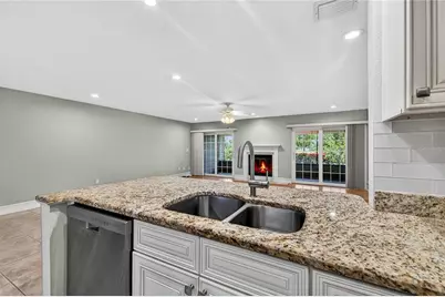 9050 Park Boulevard #7, Seminole, FL 33777 - Photo 7