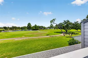 9050 Park Blvd, Seminole, FL 33777 - Photo 17