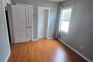 146 NE Madison Cir N, Saint Petersburg, FL 33702 - Photo 21