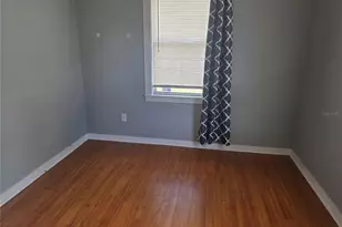 146 NE Madison Cir N, Saint Petersburg, FL 33702 - Photo 17