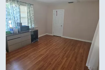 146 NE Madison Circle N, Saint Petersburg, FL 33702 - Photo 15