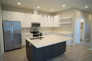 4104 N Thatcher Ave, Tampa, FL 33614 - Photo 3