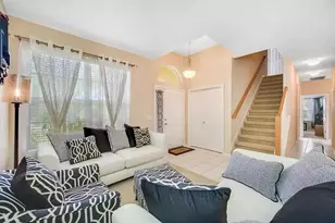 19151 Dove Creek Dr, Tampa, FL 33647 - Photo 5