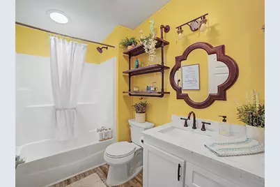37513 Campo Avenue, Zephyrhills, FL 33541 - Photo 29