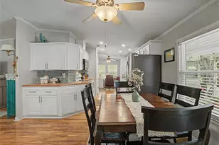 37513 Campo Ave, Zephyrhills, FL 33541 - Photo 17