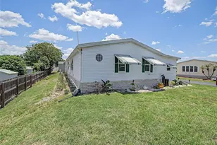 37513 Campo Ave, Zephyrhills, FL 33541 - Photo 3