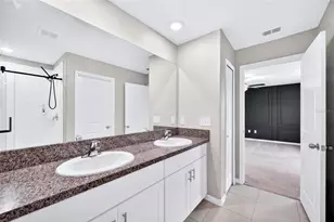 31724 Sun Kettle Loop, Wesley Chapel, FL 33545 - Photo 5