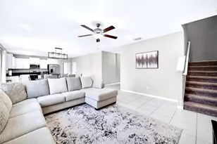 31724 Sun Kettle Loop, Wesley Chapel, FL 33545 - Photo 3