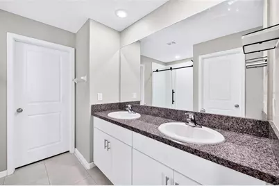 31724 Sun Kettle Loop, Wesley Chapel, FL 33545 - Photo 35