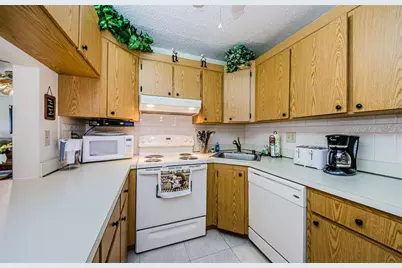 1151 Pine Ridge Circle W #F1, Tarpon Springs, FL 34688 - Photo 17