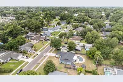 2015 Ronald Circle, Seffner, FL 33584 - Photo 43