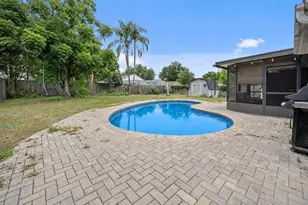 2015 Ronald Cir, Seffner, FL 33584 - Photo 29