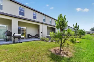 36139 Risa Michele St, Zephyrhills, FL 33541 - Photo 31