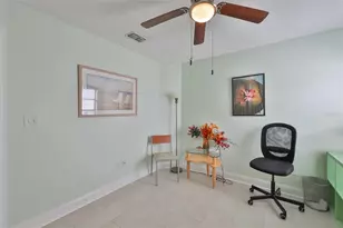 8715 Hampden Dr, Tampa, FL 33626 - Photo 29