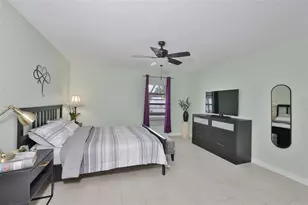8715 Hampden Dr, Tampa, FL 33626 - Photo 21