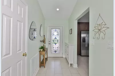8715 Hampden Drive, Tampa, FL 33626 - Photo 7