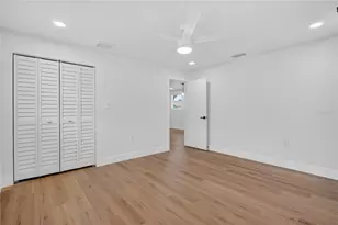 1214 20th Ave S, Saint Petersburg, FL 33705 - Photo 9