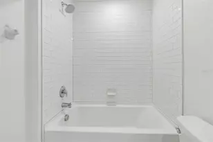 873 Tennyson Mill Cir, Tampa, FL 33619 - Photo 27