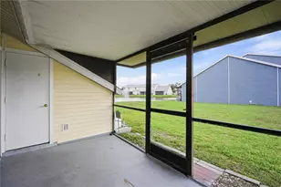 5401 Britwell Ct, Tampa, FL 33624 - Photo 3