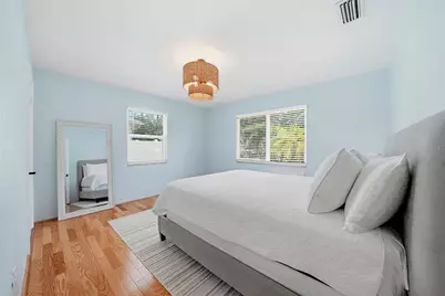 646 38th Avenue N, Saint Petersburg, FL 33704 - Photo 15