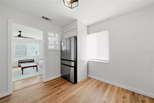 646 38th Ave N, Saint Petersburg, FL 33704 - Photo 11