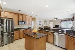 10266 Estuary Dr, Tampa, FL 33647 - Photo 11