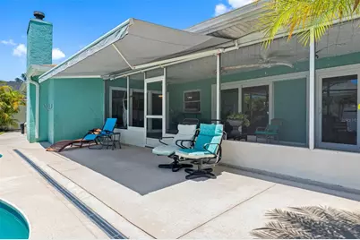 7992 Bayshore Drive, Seminole, FL 33776 - Photo 39