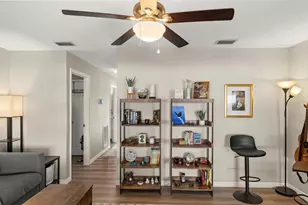 206 S Himes Ave, Tampa, FL 33609 - Photo 7