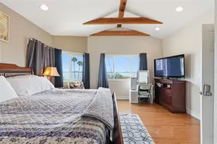1963 Edgewater Dr, Clearwater, FL 33755 - Photo 9