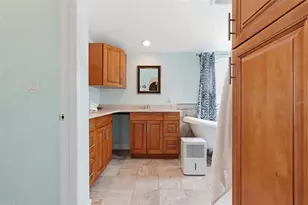 1963 Edgewater Dr, Clearwater, FL 33755 - Photo 15