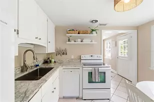 652 Lexington St, Dunedin, FL 34698 - Photo 13