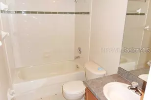 9410 Charlesberg Dr, Tampa, FL 33635 - Photo 11