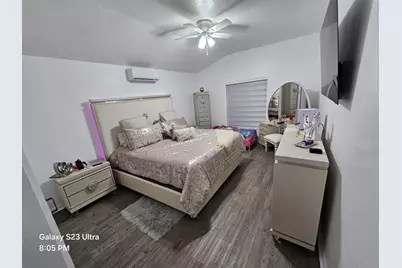 2256 Towering Oaks Circle, Seffner, FL 33584 - Photo 11