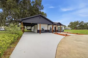 1205 E Knights Griffin Rd, Plant City, FL 33565 - Photo 3