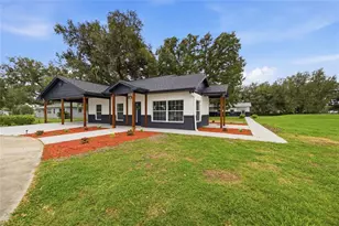 1205 E Knights Griffin Rd, Plant City, FL 33565 - Photo 7