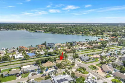 7901 Causeway Boulevard S, Saint Petersburg, FL 33707 - Photo 19