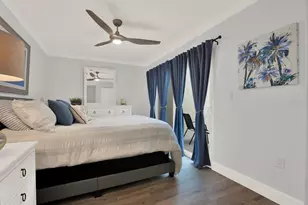 7530 Sunshine Skyway Ln S, Saint Petersburg, FL 33711 - Photo 7