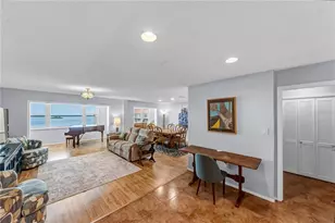 622 Edgewater Dr, Dunedin, FL 34698 - Photo 11