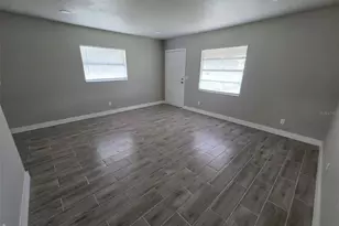 38300 Henry Dr, Zephyrhills, FL 33542 - Photo 7