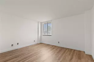 201 W Laurel St, Tampa, FL 33602 - Photo 29