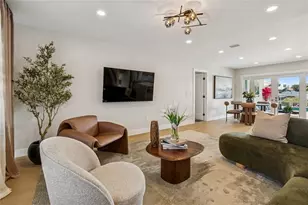 8722 Hickorywood Ln, Tampa, FL 33615 - Photo 5