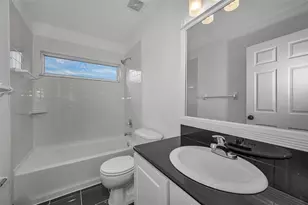 27432 Breakers Dr, Wesley Chapel, FL 33544 - Photo 23