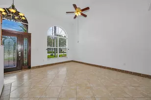 27432 Breakers Dr, Wesley Chapel, FL 33544 - Photo 7